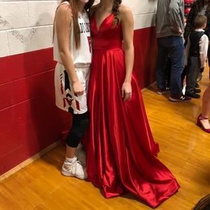 red sherri hill dress